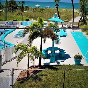 Johns Pass Beach Motel